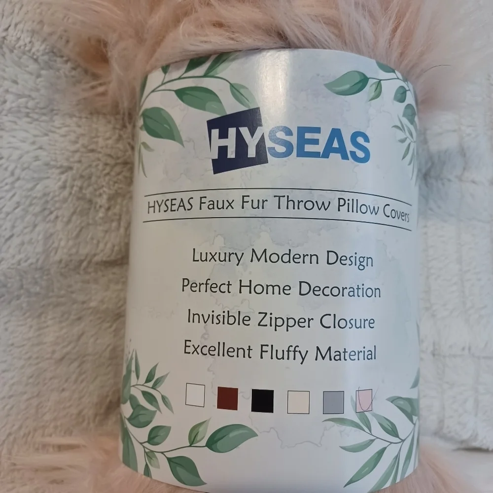 HYSEAS Faux Fur Luxury Throw Pillow 18